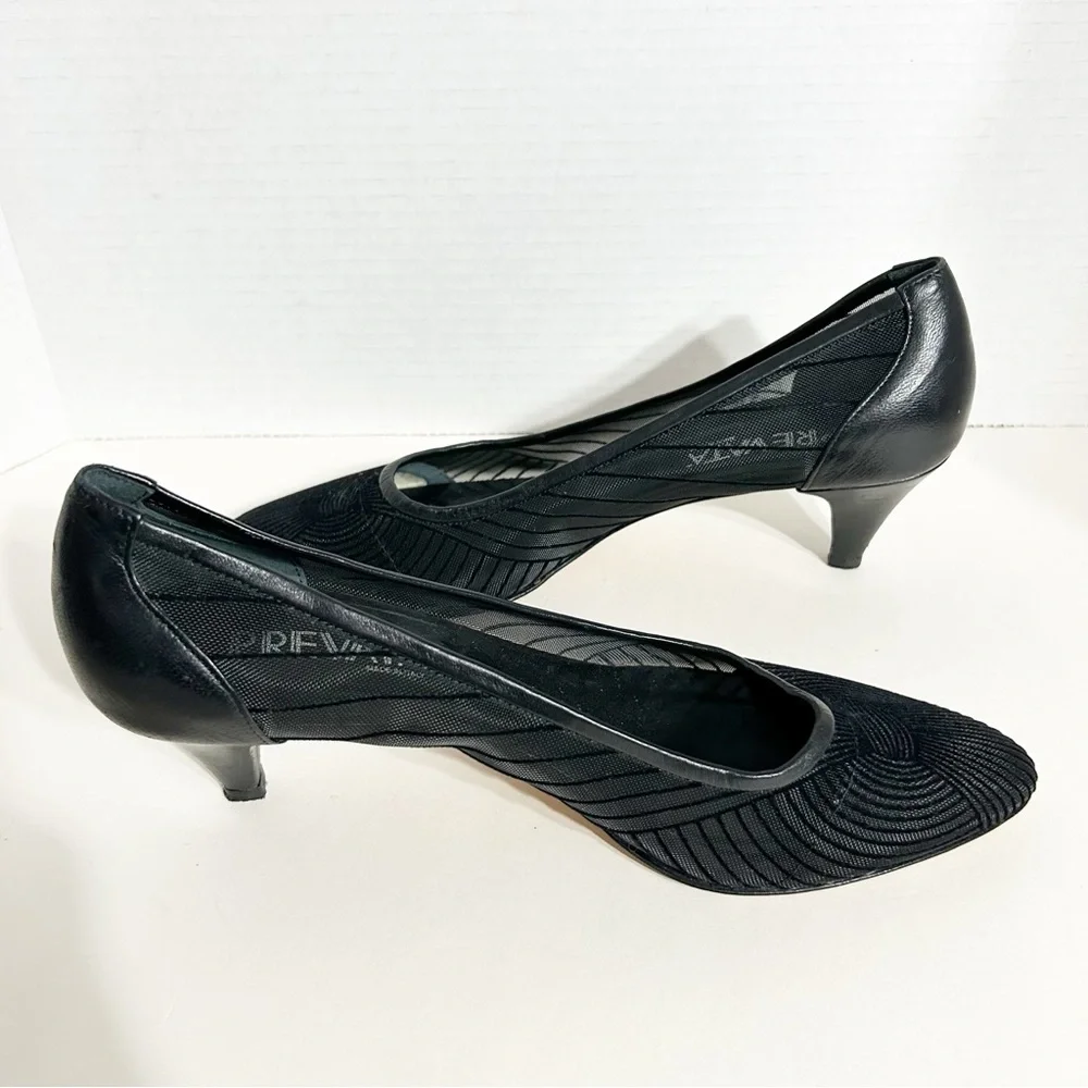 Vintage Prevata Black Textured Mesh Pleated Pointed Toe Kitten Heel Pumps Italy